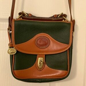 Dooney Burke vintage hunter green crossbody bag with top handle and back pocket